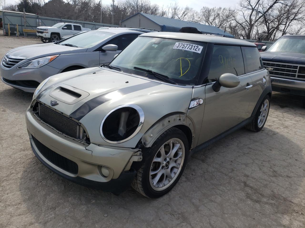 Photo 2 from auction – 2008 MINI COOPER S with VIN WMWMF73558TT91525
