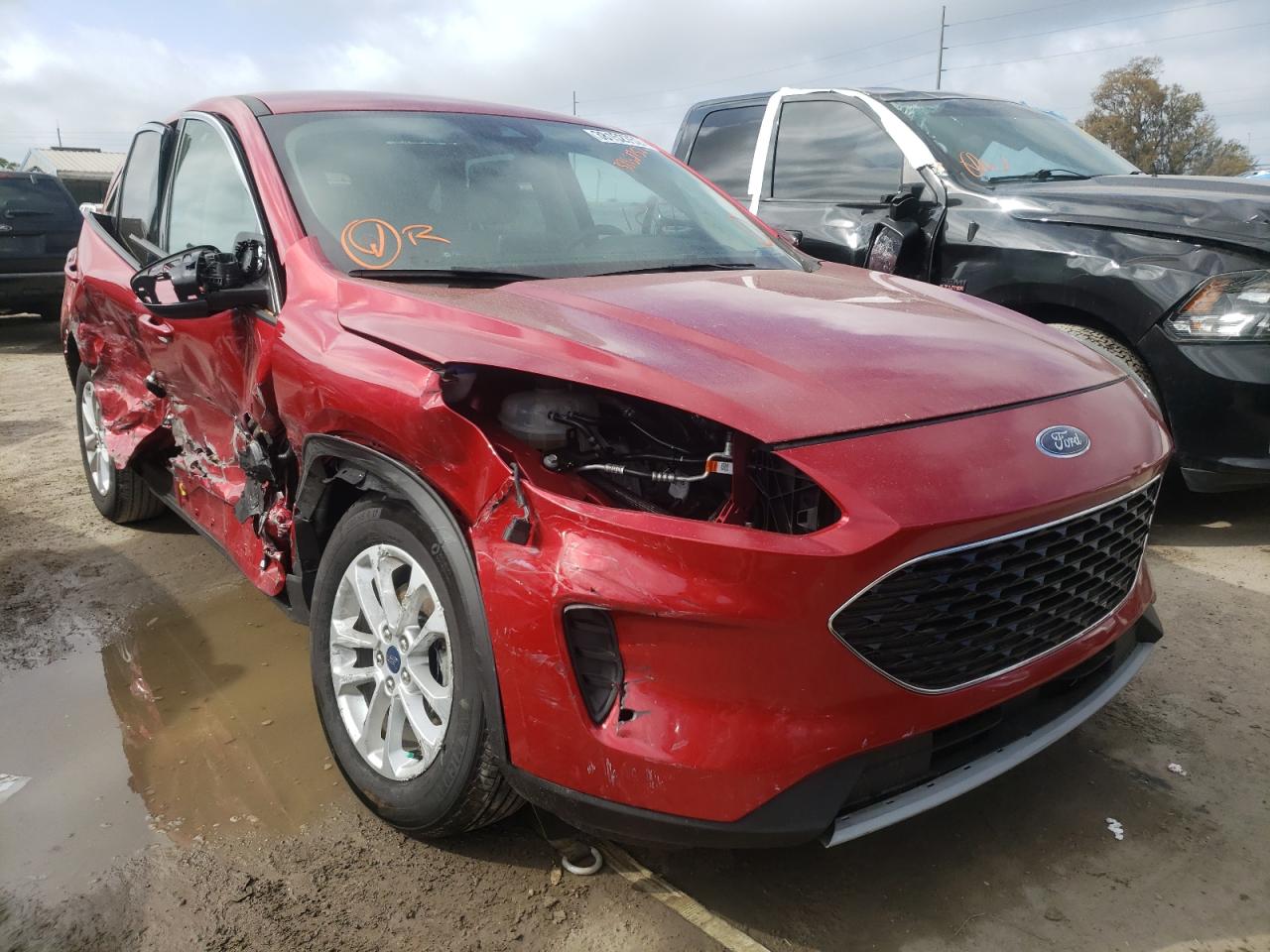 FORD ESCAPE SE 2020 with VIN 1FMCU0G67LUA93880 - Photo from auction