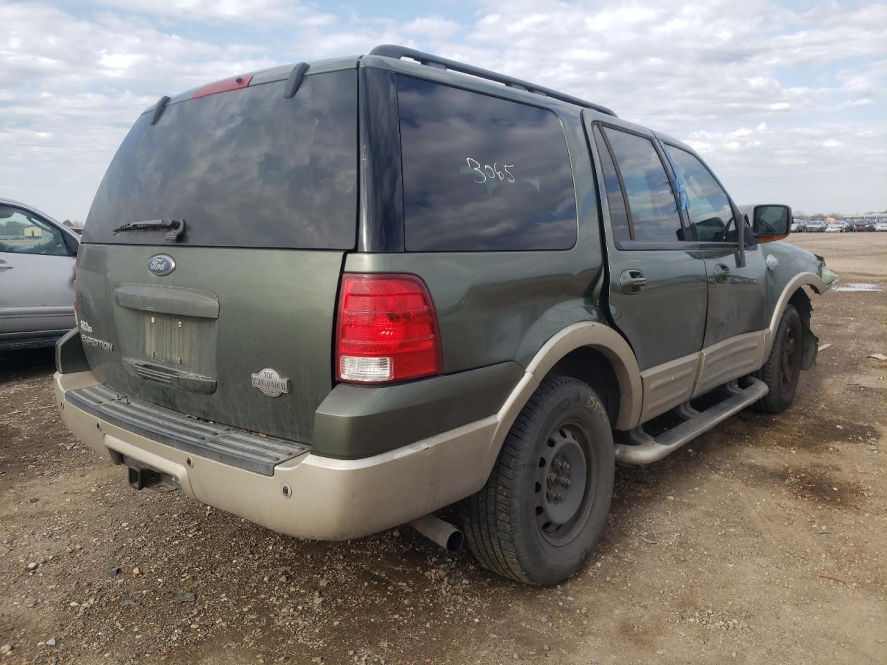 Photo 4 from auction – 2005 FORD EXPEDITION with VIN 1FMFU17515LA75281