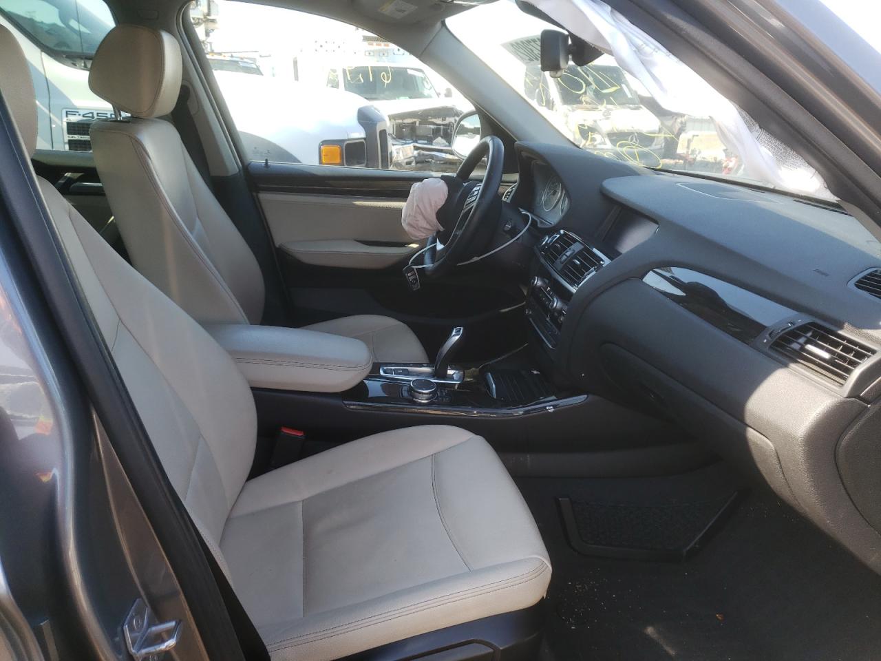 Photo 5 from auction – 2016 BMW X3 XDRIVE2 with VIN 5UXWX9C53G0D88404