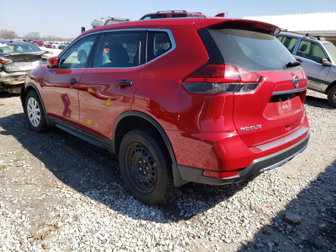 Photo 3 from auction – 2017 NISSAN ROGUE SV with VIN 5N1AT2MV3HC876211