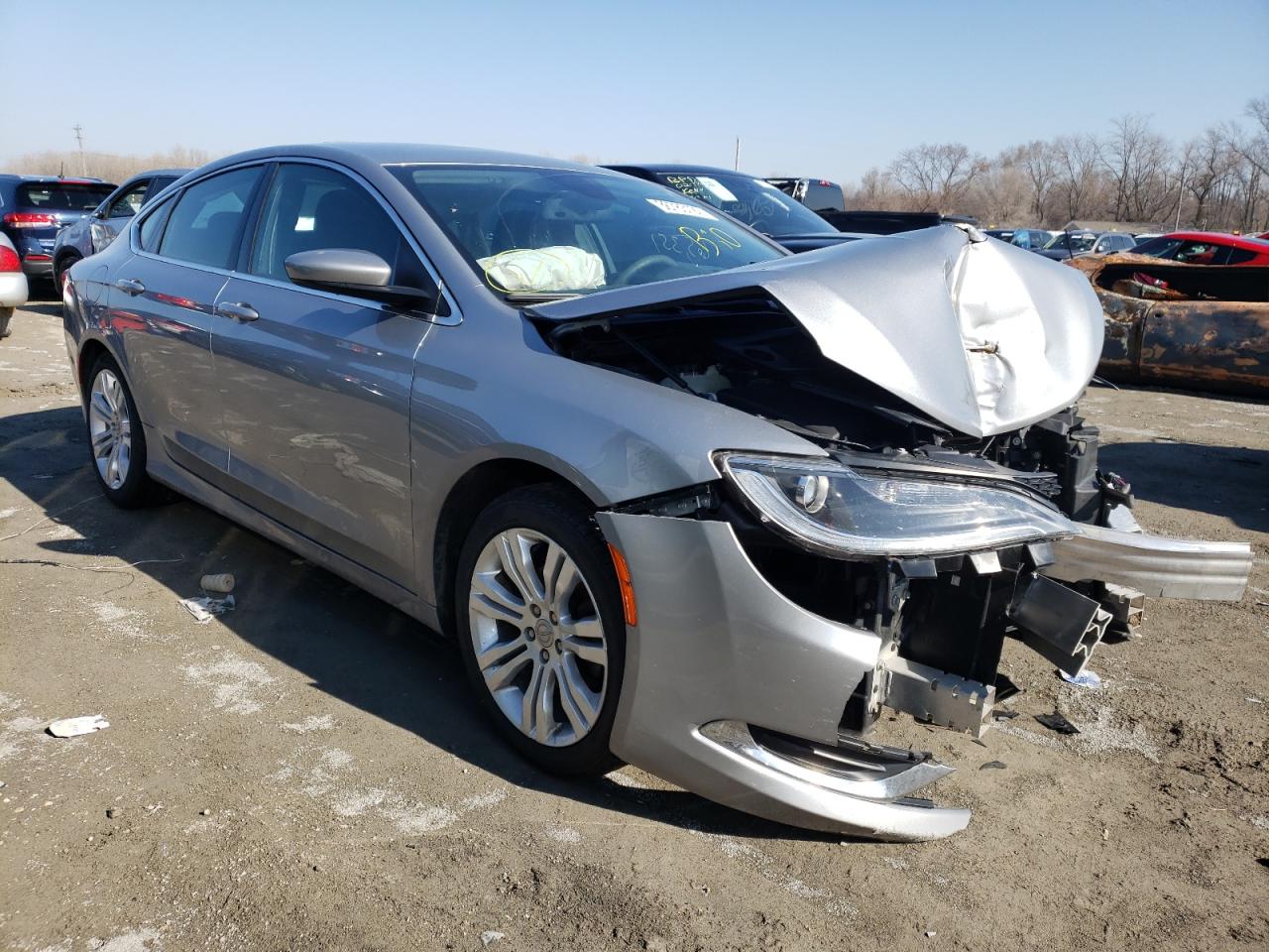 CHRYSLER 200 LIMITE 2015 with VIN 1C3CCCAB1FN661509 - Photo from auction