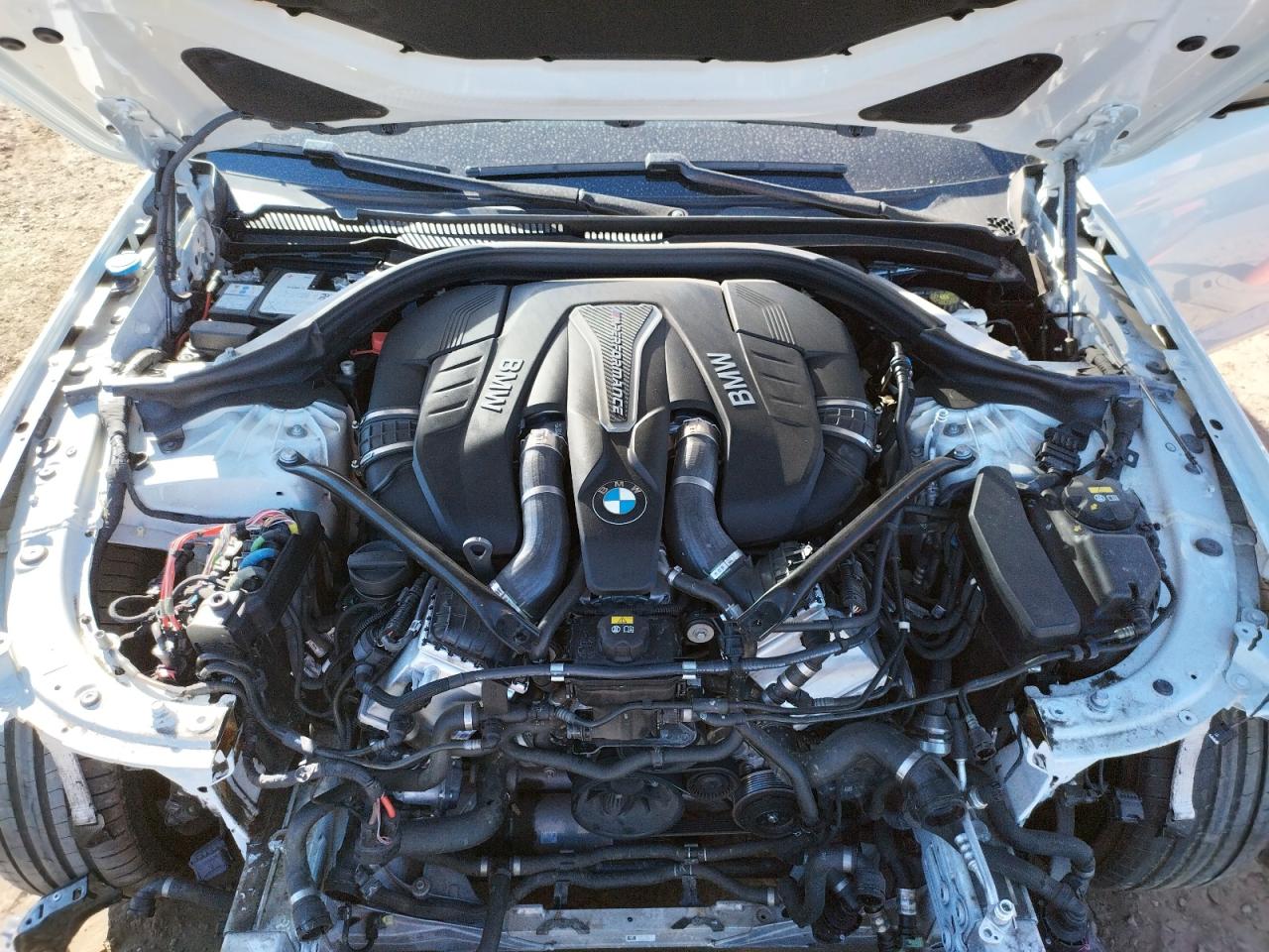 صورة رقم 7 من المزاد - 2018 BMW M550XI مع VIN WBAJB9C53JB035645