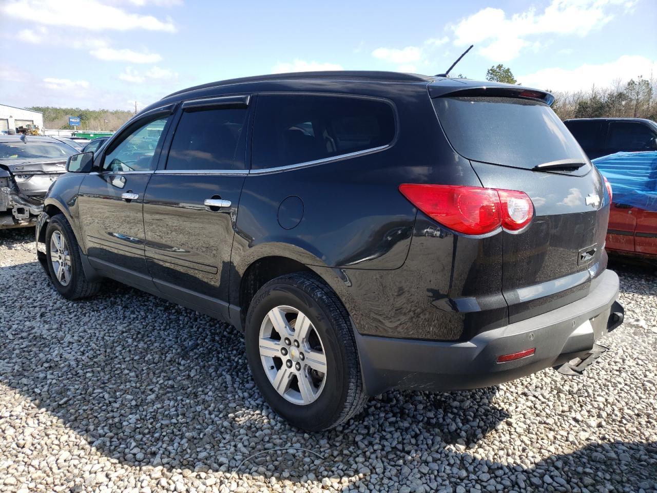 Photo 3 from auction – 2010 CHEVROLET TRAVERSE L with VIN 1GNLRGED6AJ234461