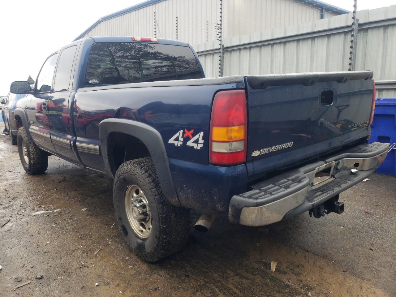 Фото 3 с аукциона – 2002 CHEVROLET SILVERADO с VIN 1GCHK29G22E106447