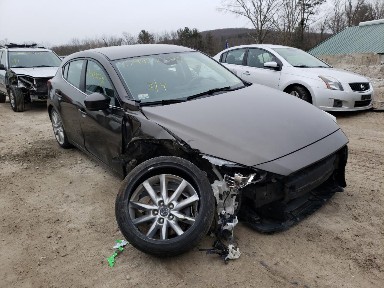 MAZDA 3 TOURING 2017 with VIN 3MZBN1L73HM149016 - Photo from auction
