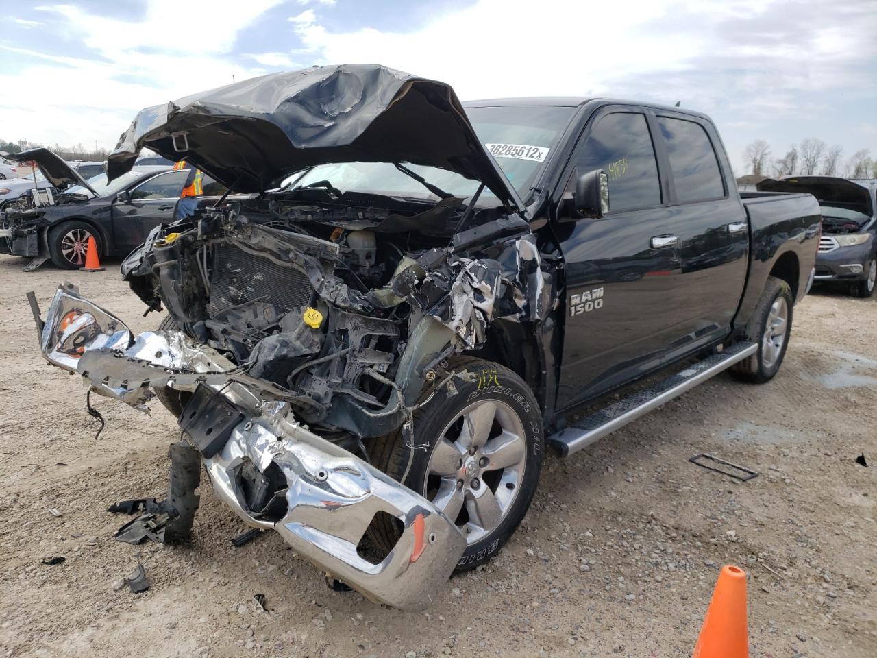Photo 2 from auction – 2015 RAM 1500 SLT with VIN 1C6RR6LT9FS676604