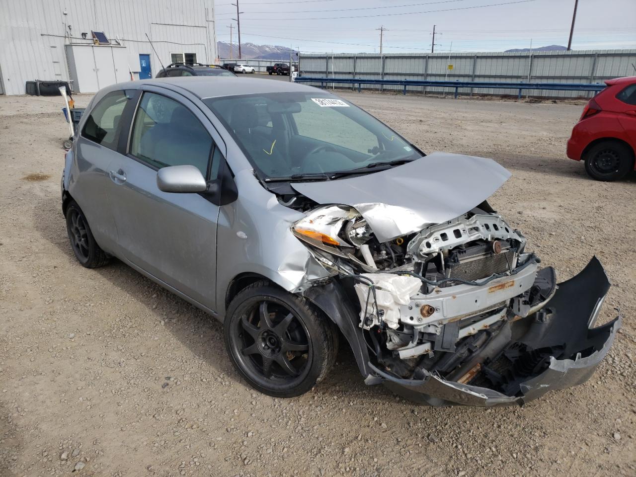 TOYOTA YARIS 2008 with VIN JTDJT923985138934 - Photo from auction