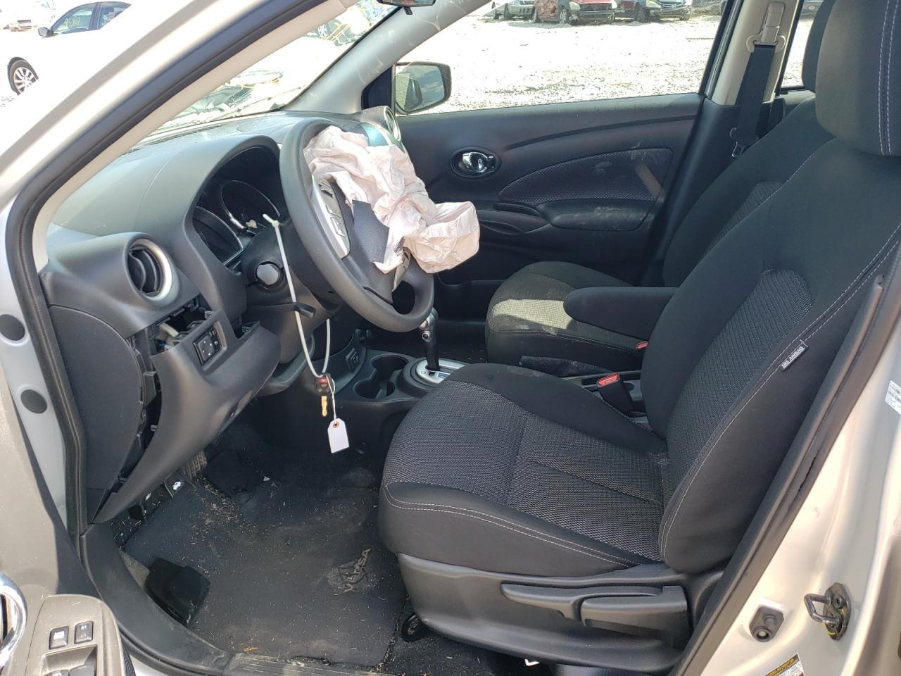 Photo 5 from auction – 2018 NISSAN VERSA S with VIN 3N1CN7AP3JL884302