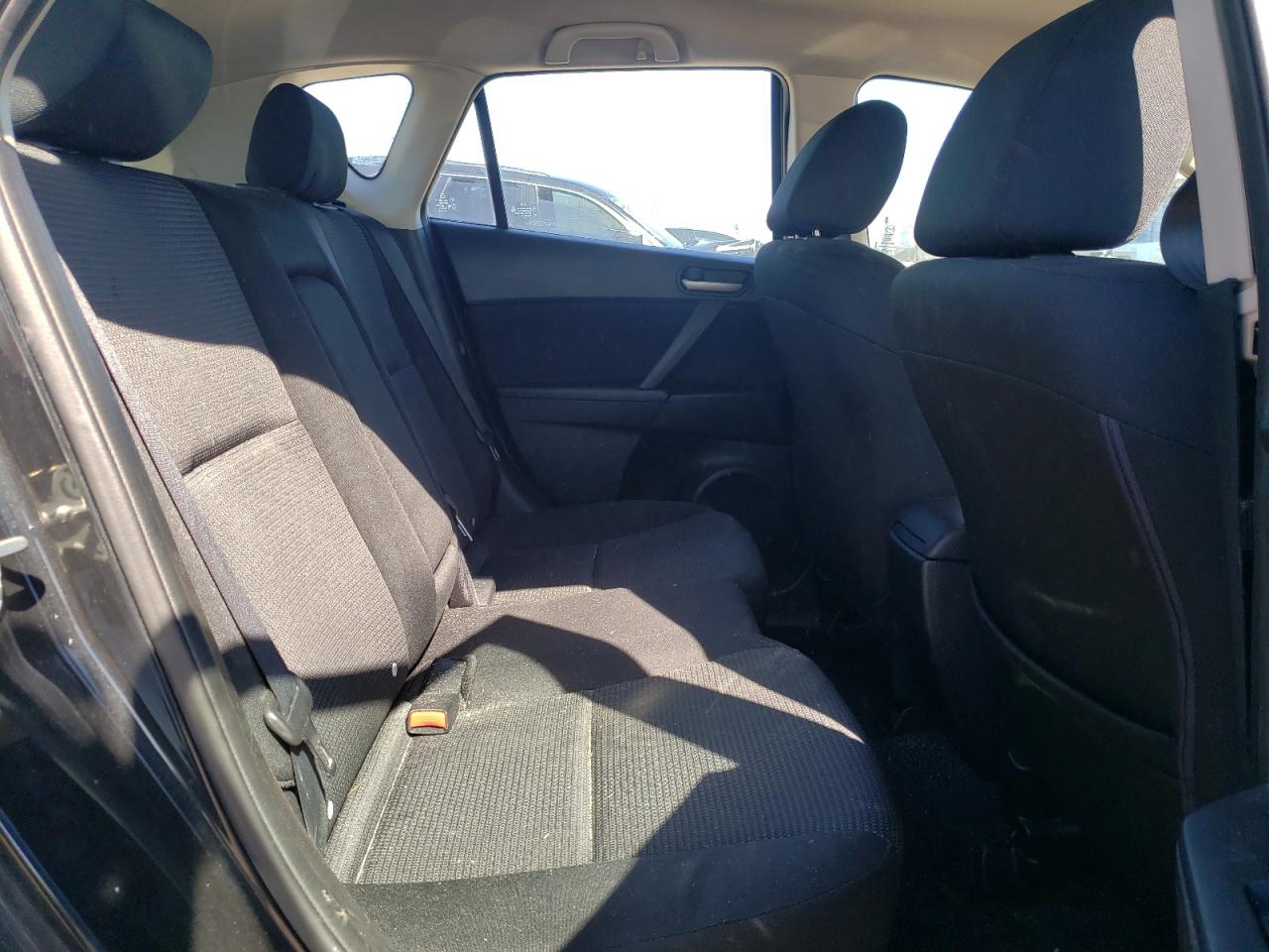 Photo 6 from auction – 2012 MAZDA 3 I with VIN JM1BL1L81C1637291