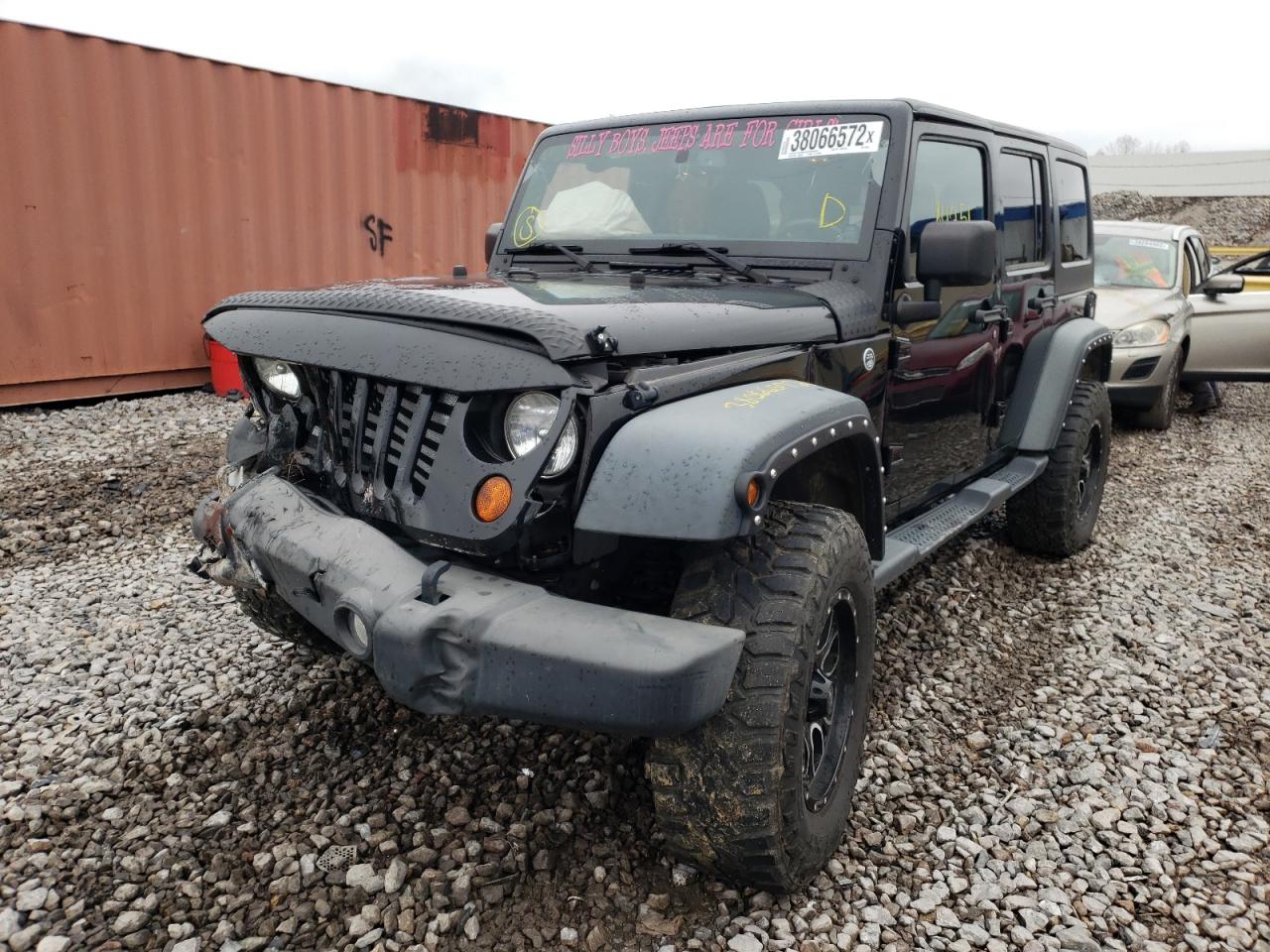 Photo 2 from auction – 2013 JEEP WRANGLER U with VIN 1C4BJWDG2DL502318