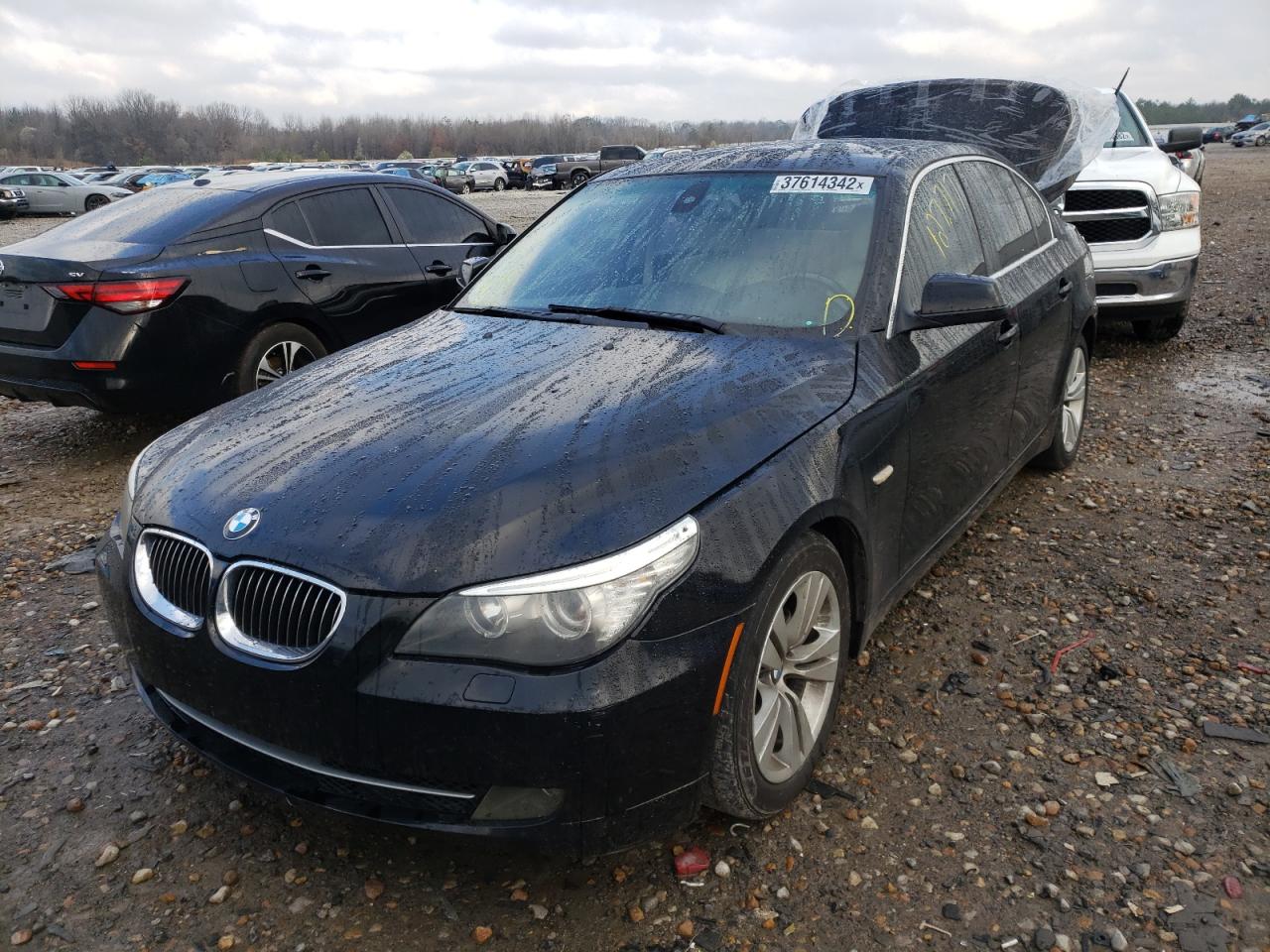 Photo 2 from auction – 2010 BMW 528 I with VIN WBANU5C5XAC460519
