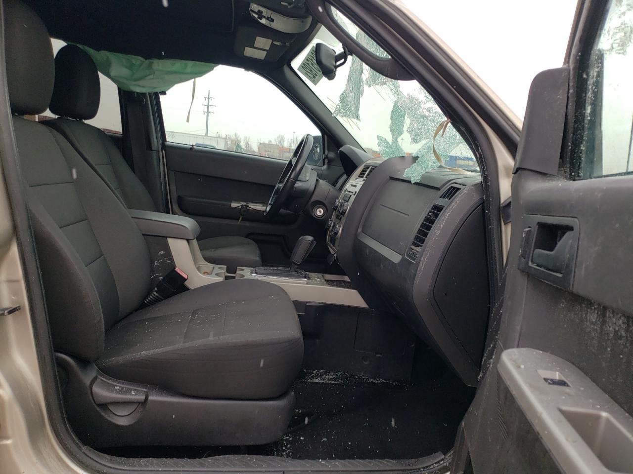 Photo 5 from auction – 2012 FORD ESCAPE XLT with VIN 1FMCU0DG5CKA73927