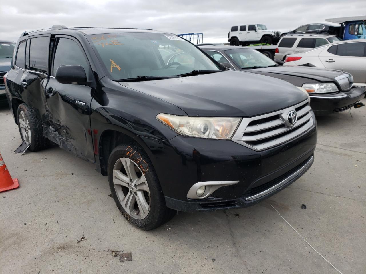 TOYOTA HIGHLANDER 2013 with VIN 5TDYK3EH2DS135335 - Photo from auction