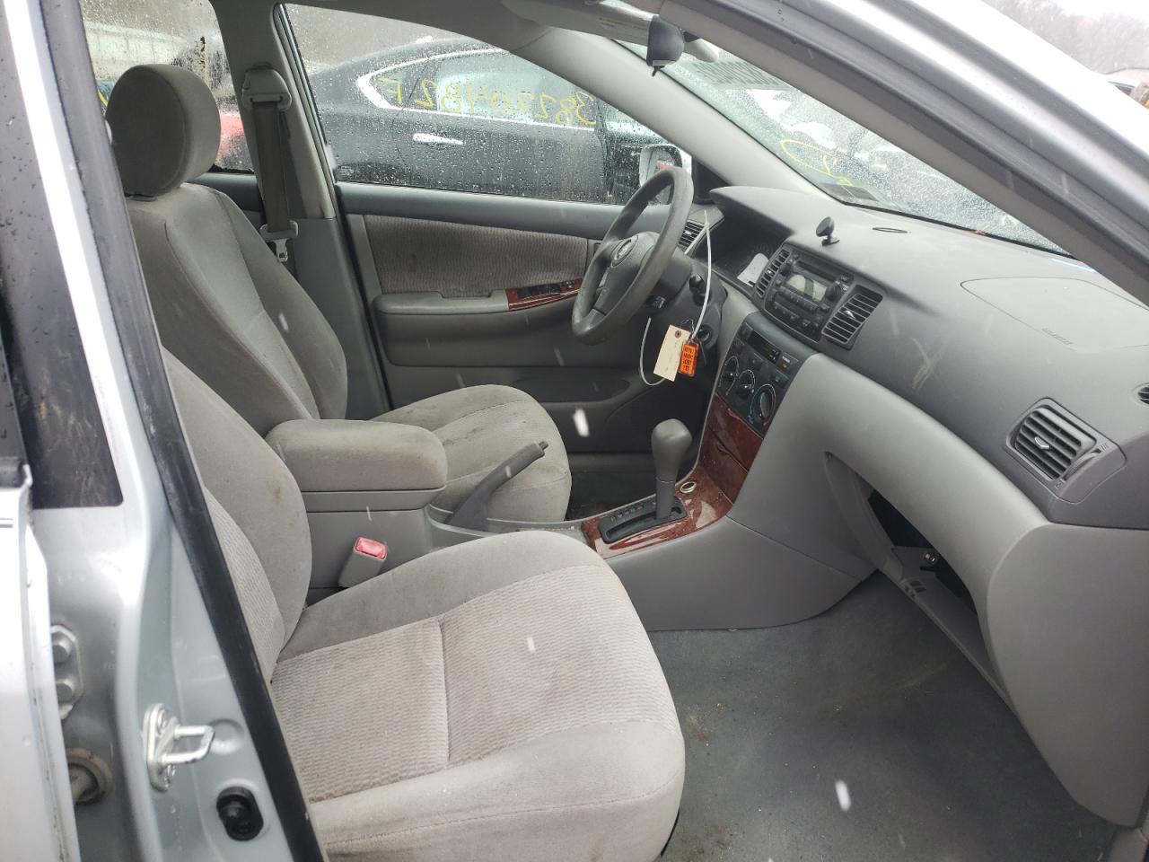 Photo 5 from auction – 2006 TOYOTA COROLLA CE with VIN 2T1BR32E76C700492