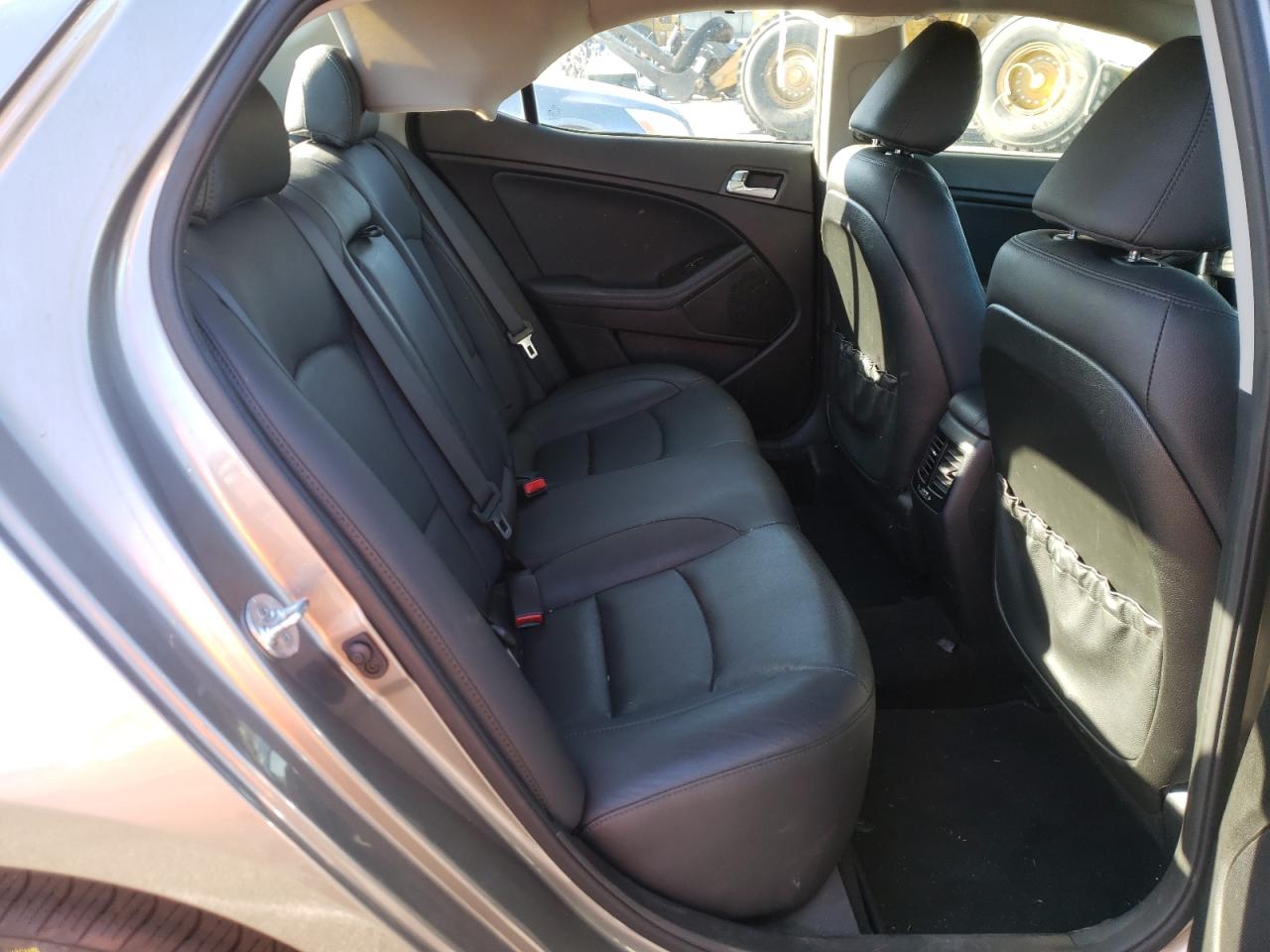 Photo 6 from auction – 2015 KIA OPTIMA EX with VIN 5XXGN4A72FG510960