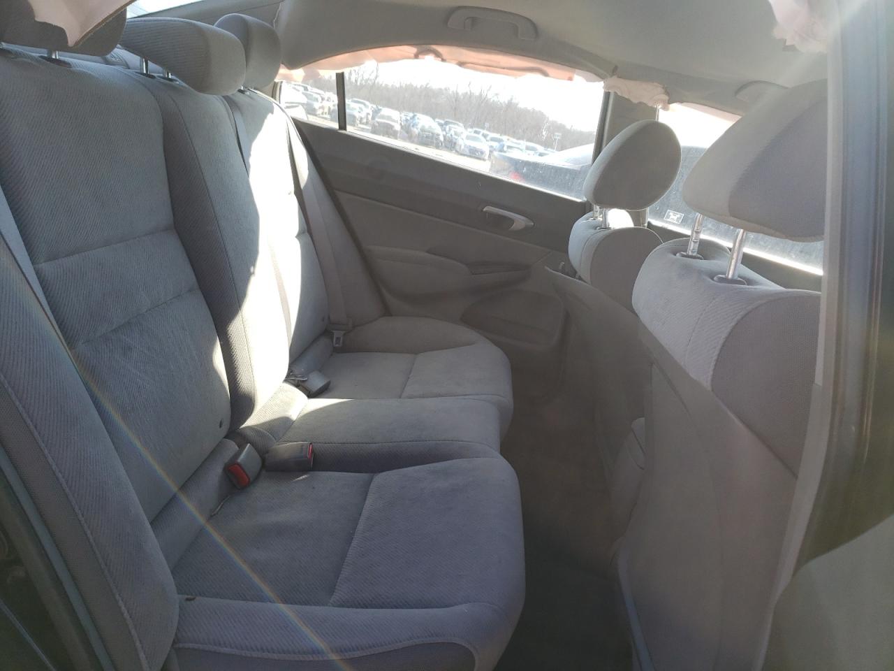 Photo 6 from auction – 2010 HONDA CIVIC LX with VIN 19XFA1F5XAE018000