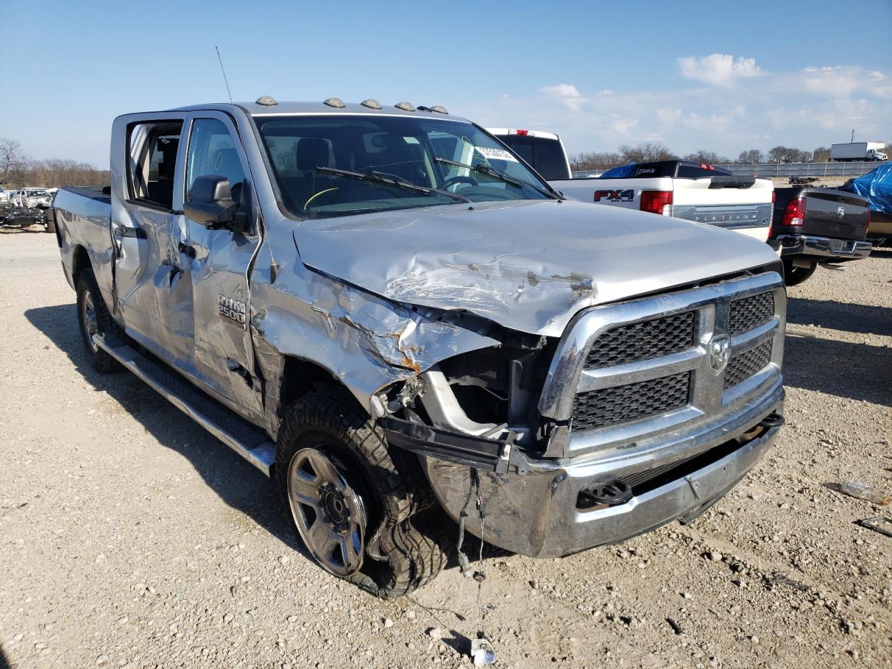 RAM 2500 ST 2016 with VIN 3C6UR4CL1GG390592 - Photo from auction