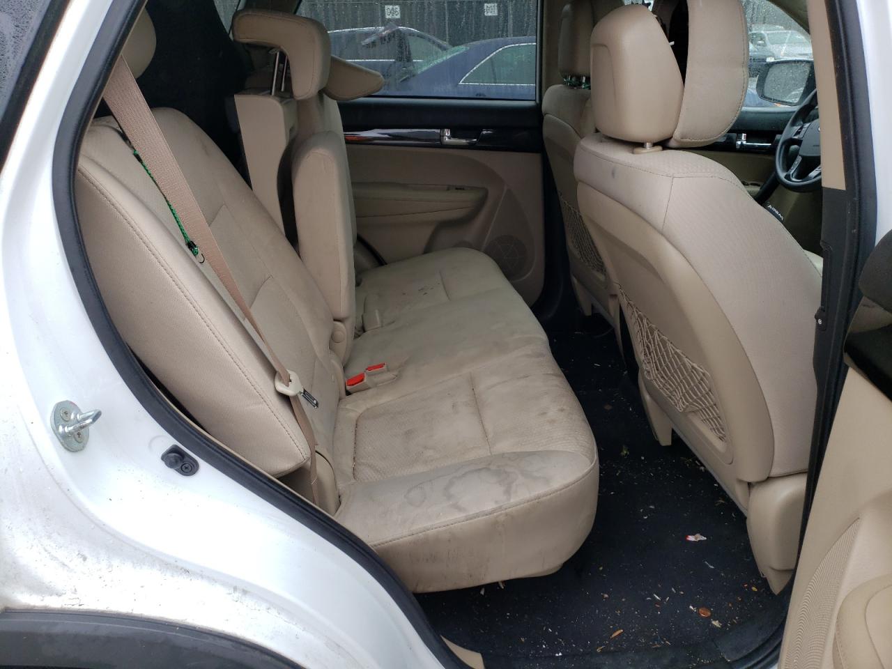 Photo 6 from auction – 2012 KIA SORENTO BA with VIN 5XYKT3A19CG273283
