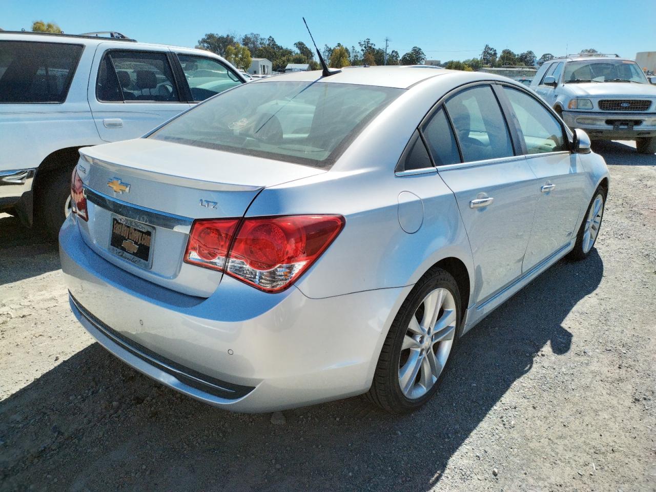 Photo 4 from auction – 2012 CHEVROLET CRUZE with VIN 1G1PH5SC9C7331840