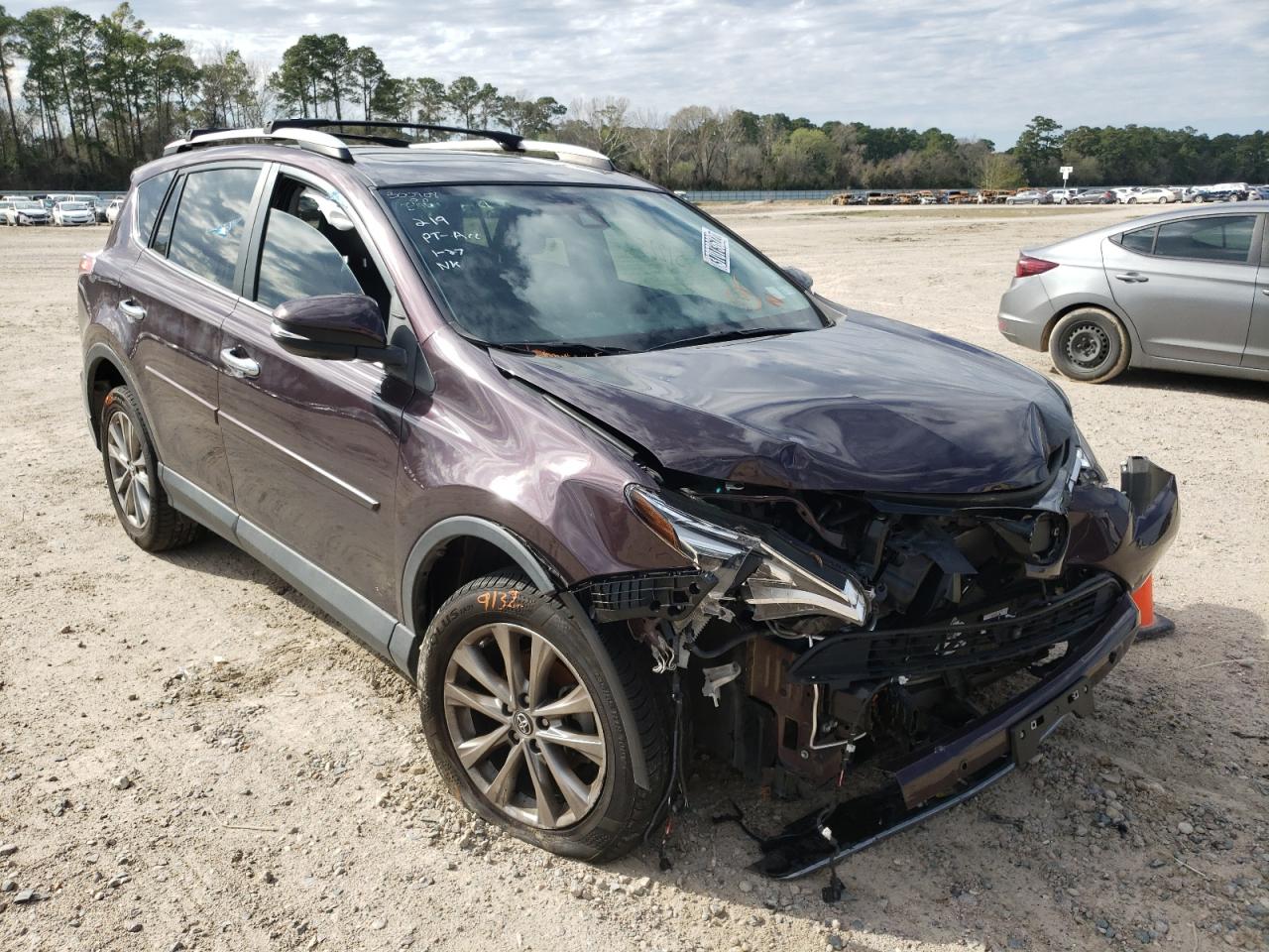 Photo 1 from auction – 2016 TOYOTA RAV4 LIMIT with VIN 2T3YFREVXGW282051