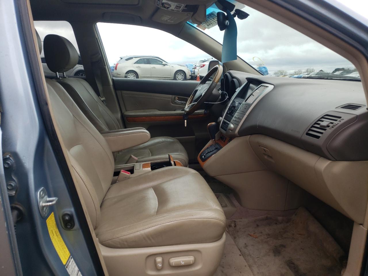 Photo 5 from auction – 2005 LEXUS RX 330 with VIN 2T2HA31UX5C080824