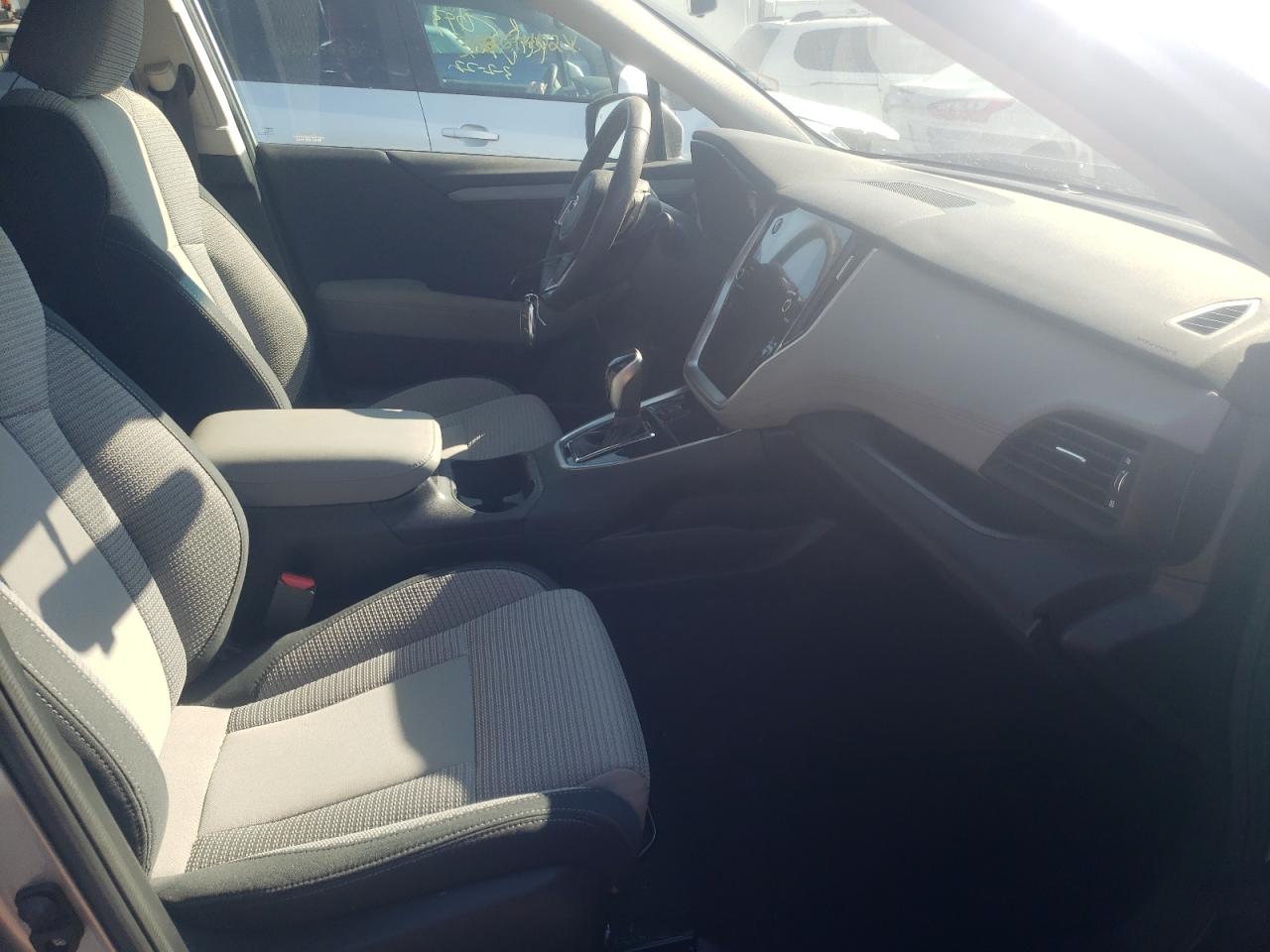 Photo 5 from auction – 2021 SUBARU OUTBACK PR with VIN 4S4BTADC2M3223019