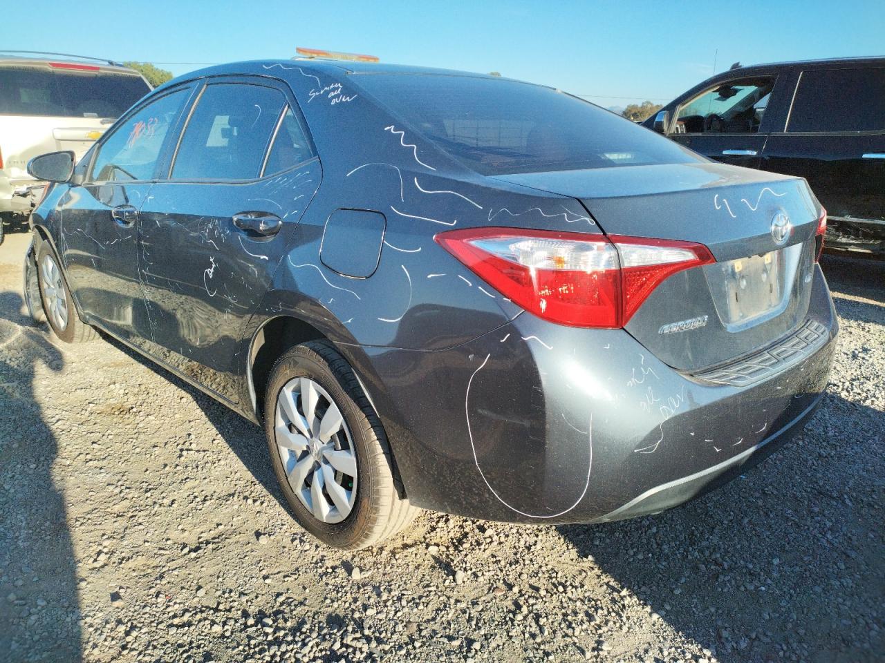 Photo 3 from auction – 2014 TOYOTA COROLLA L with VIN 5YFBURHEXEP032646