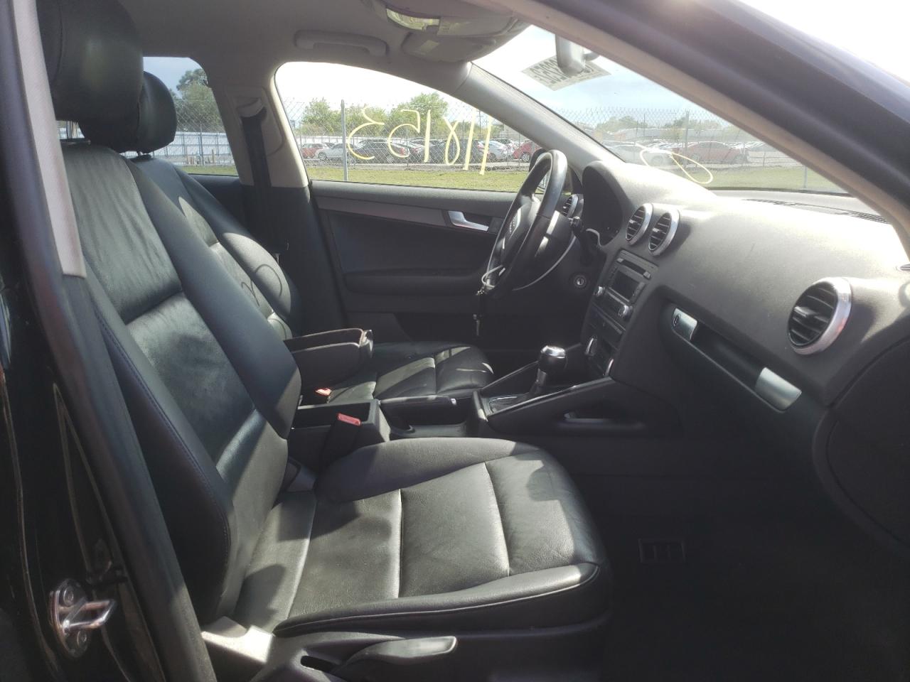 Photo 5 from auction – 2011 AUDI A3 PREMIUM with VIN WAUBFAFM5BA157735