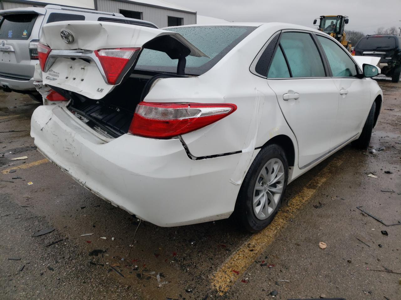Photo 4 from auction – 2017 TOYOTA CAMRY LE with VIN 4T1BF1FK3HU341933