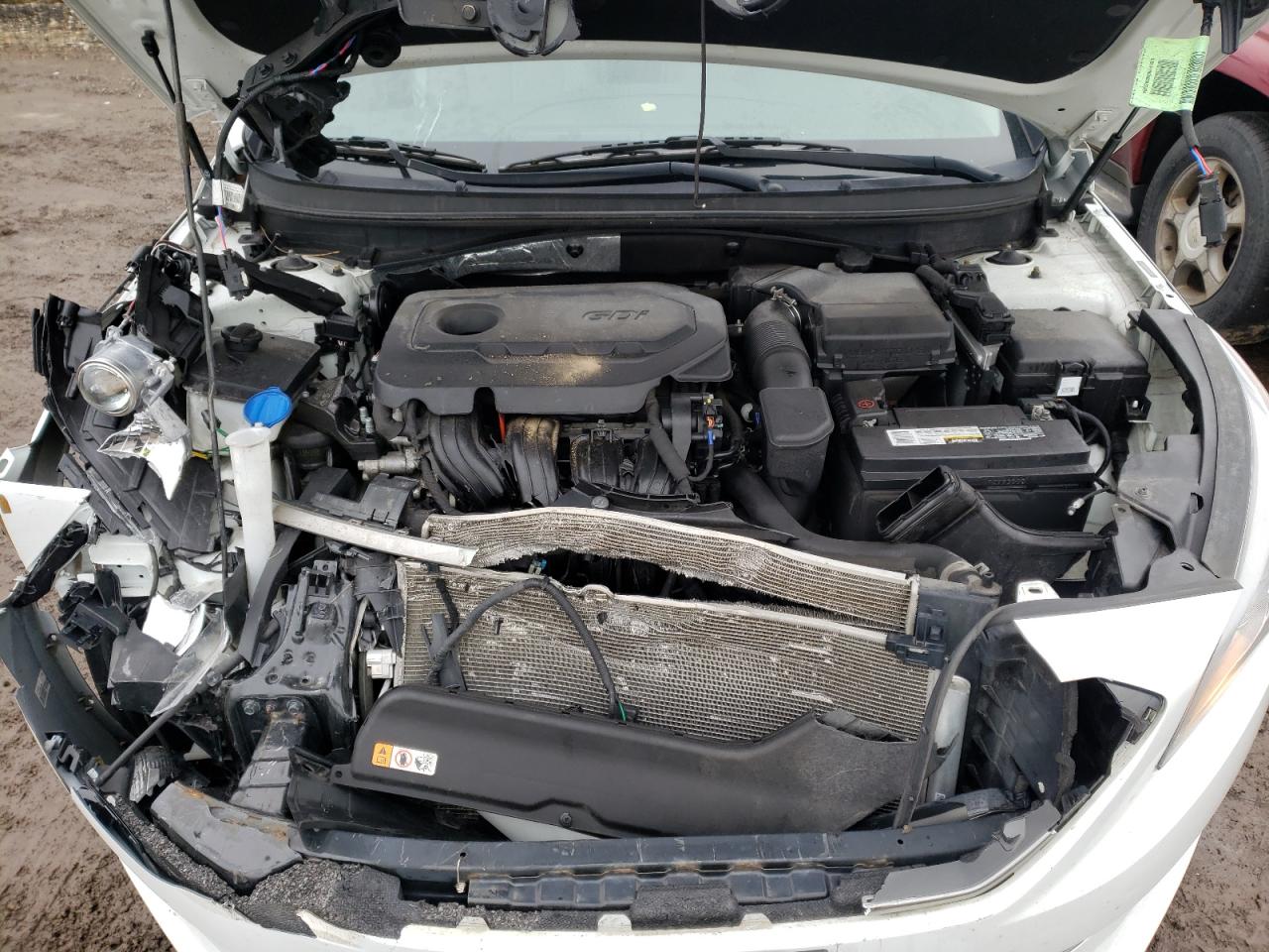 Photo 7 from auction – 2016 HYUNDAI SONATA SE with VIN 5NPE24AF1GH386466