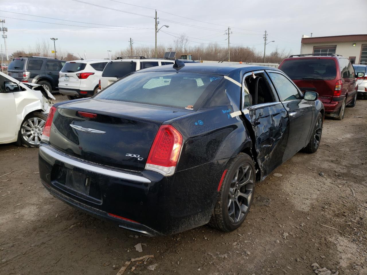 Photo 4 from auction – 2016 CHRYSLER 300C PLATI with VIN 2C3CCAPT2GH243975
