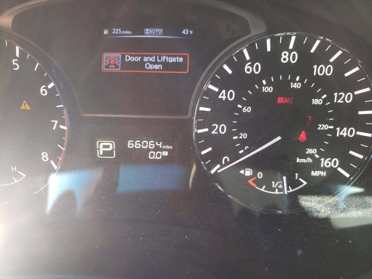 Photo 8 from auction – 2014 NISSAN PATHFINDER with VIN 5N1AR2MM2EC732893