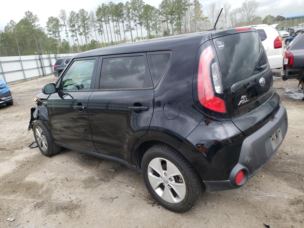 Photo 3 from auction – 2016 KIA SOUL with VIN KNDJN2A2XG7246699