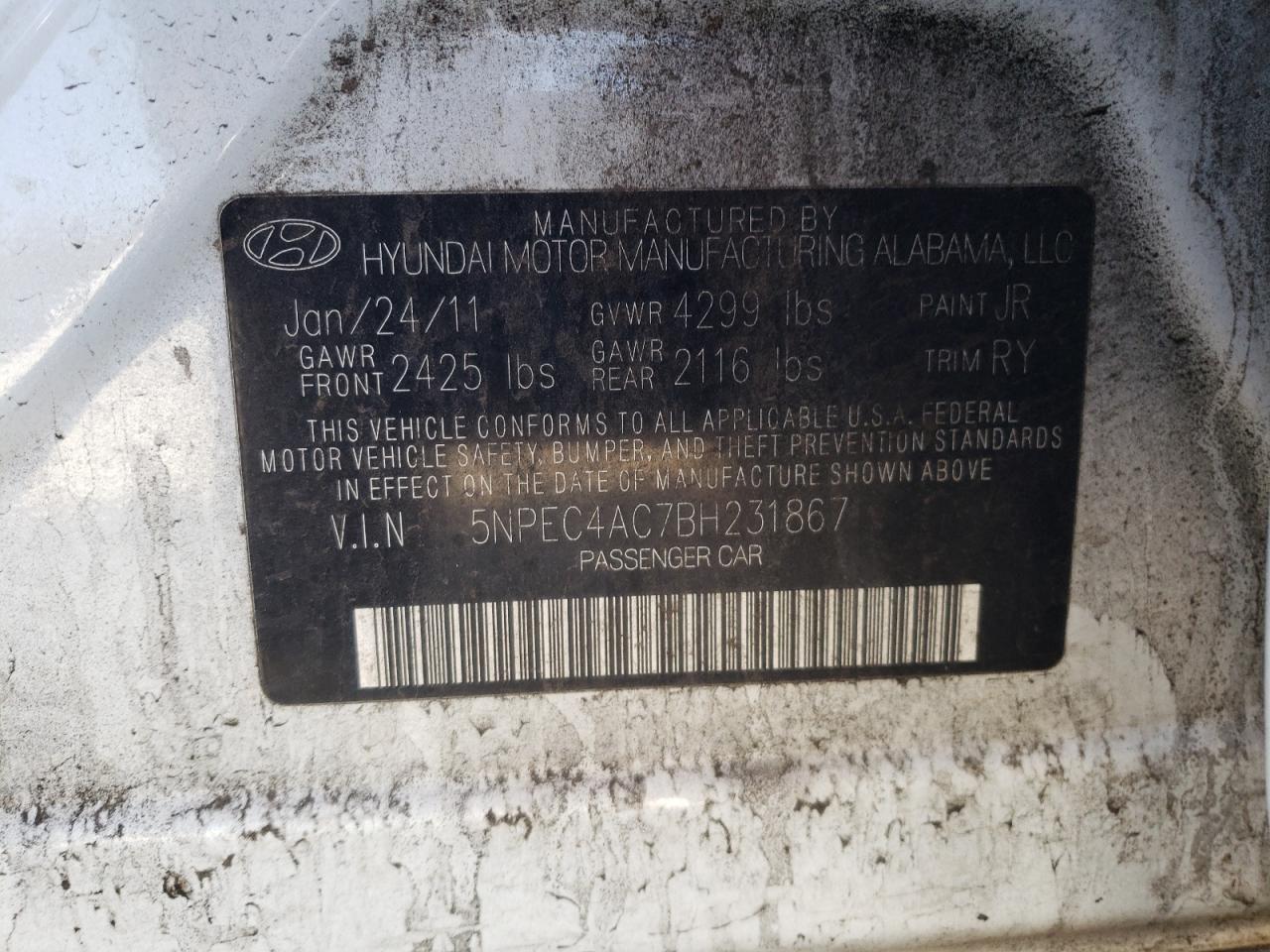 Photo 10 from auction – 2011 HYUNDAI SONATA SE with VIN 5NPEC4AC7BH231867
