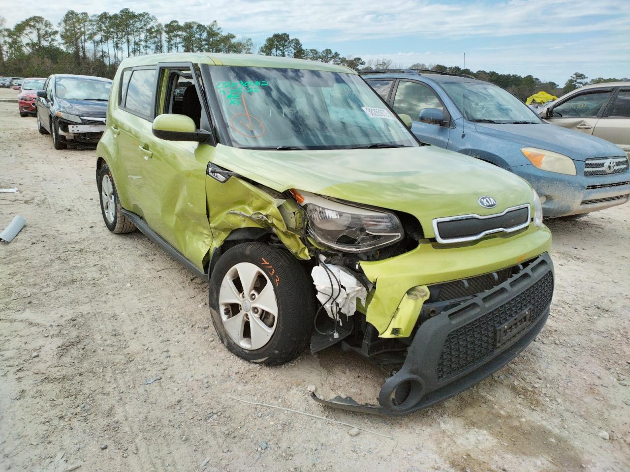 KIA SOUL 2015 with VIN KNDJN2A24F7761373 - Photo from auction