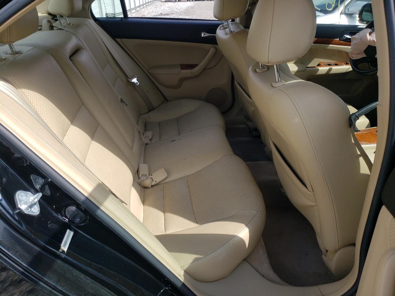 Photo 6 from auction – 2006 ACURA TSX with VIN JH4CL96836C013403