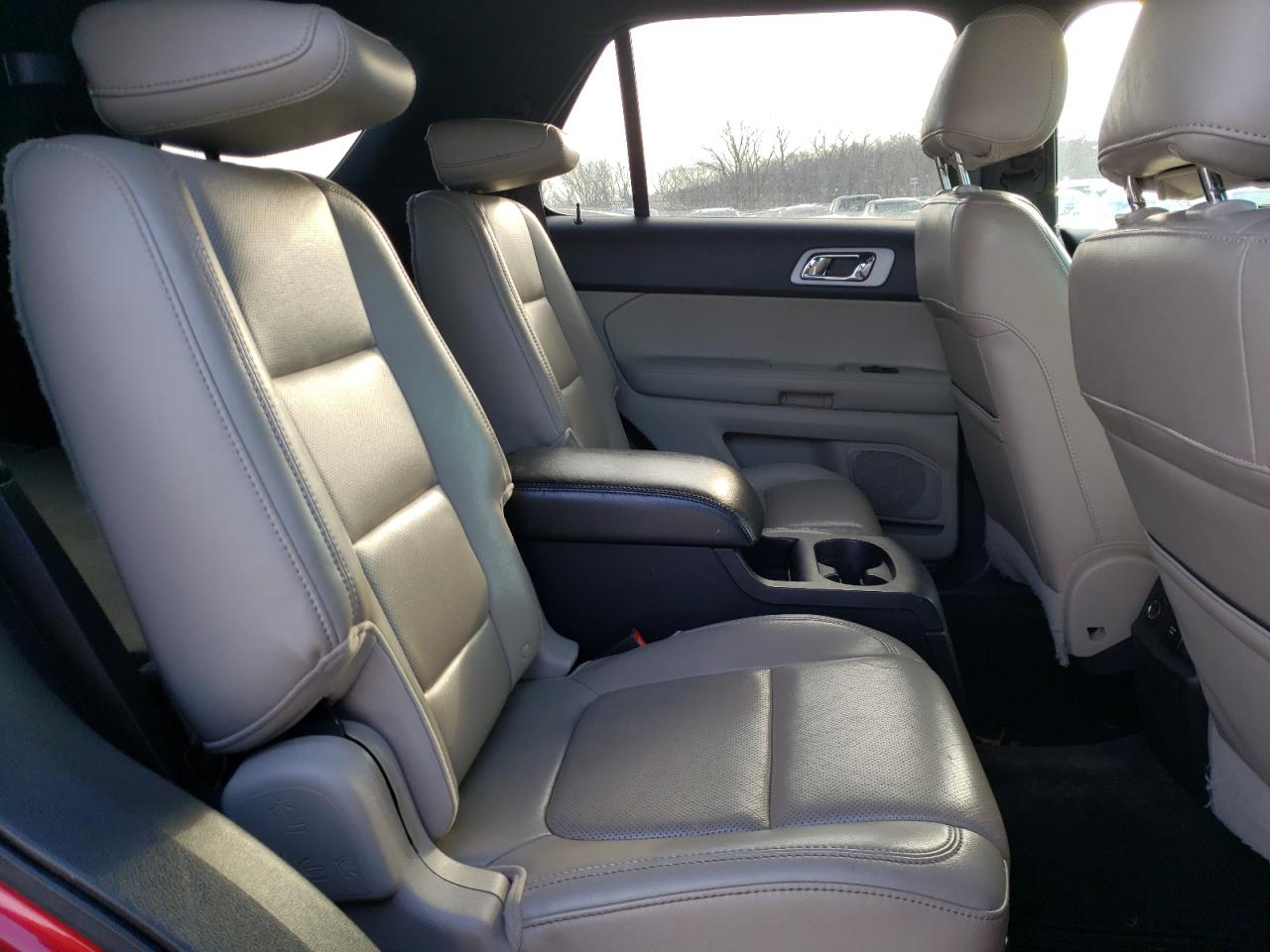 Photo 6 from auction – 2011 FORD EXPLORER L with VIN 1FMHK8F86BGA31932