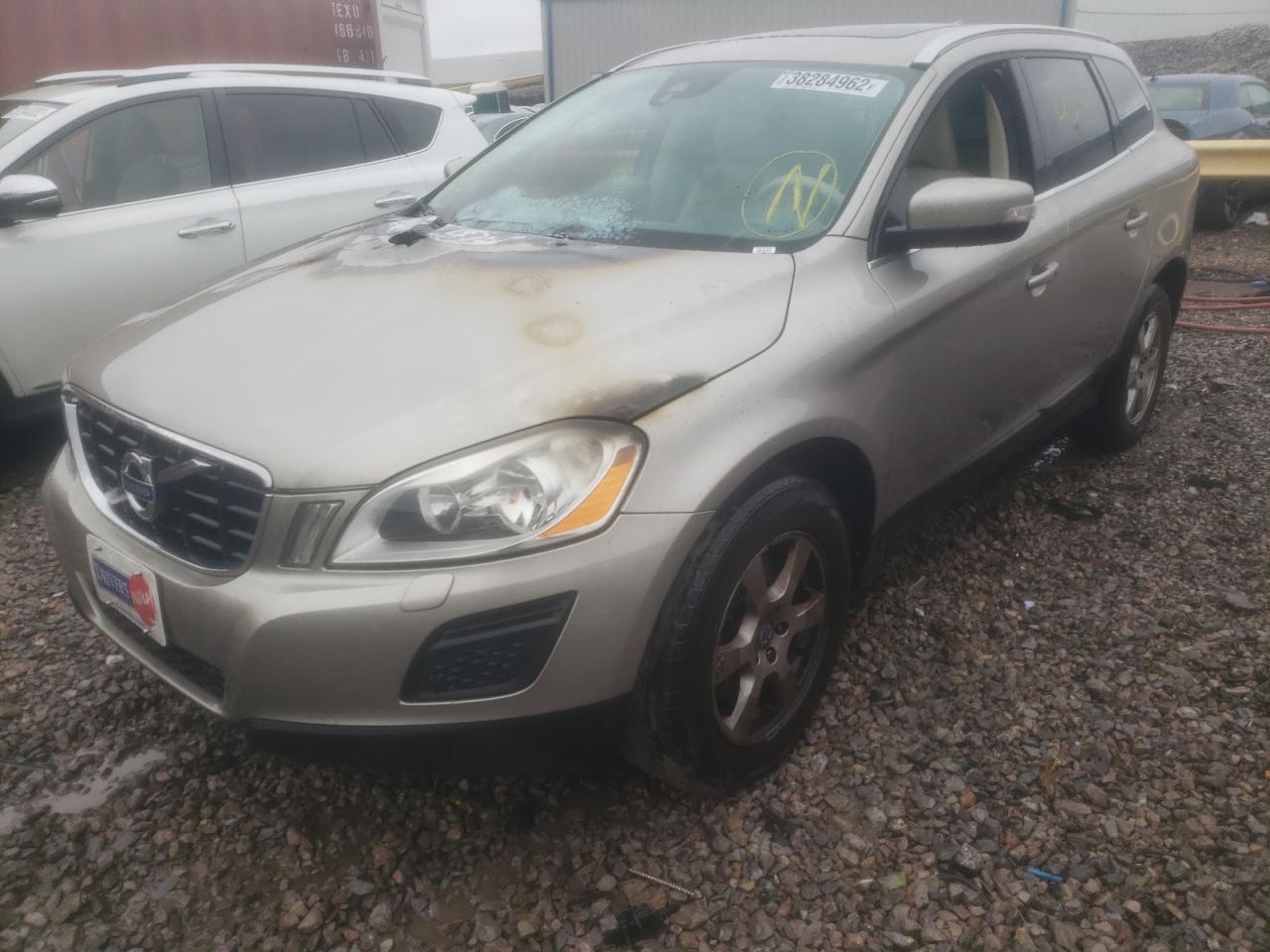 Photo 2 from auction – 2012 VOLVO XC60 3.2 with VIN YV4952DLXC2269170
