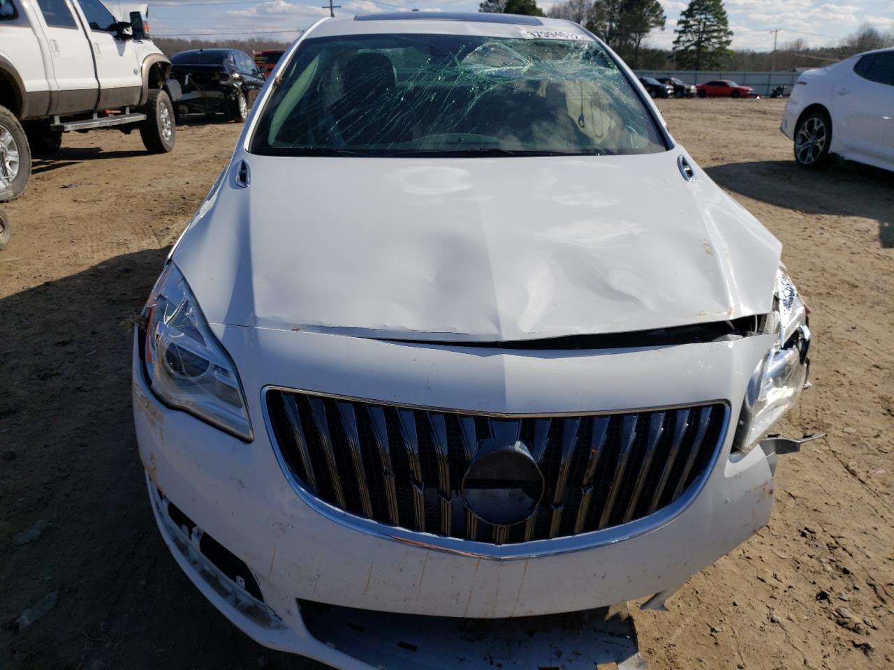 Photo 7 from auction – 2015 BUICK REGAL PREM with VIN 2G4GN5EX1F9198116