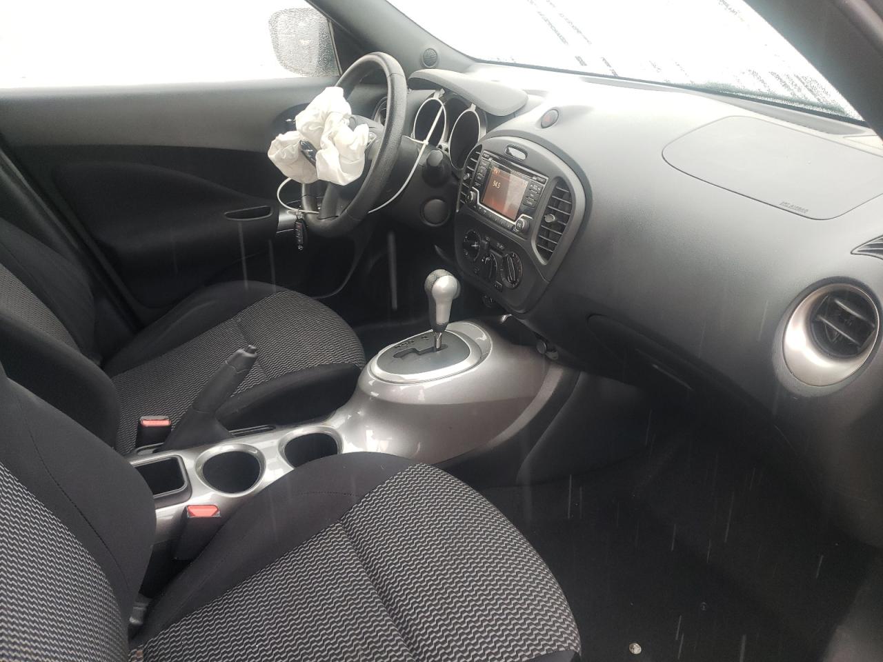 Photo 5 from auction – 2015 NISSAN JUKE S with VIN JN8AF5MV6FT550191