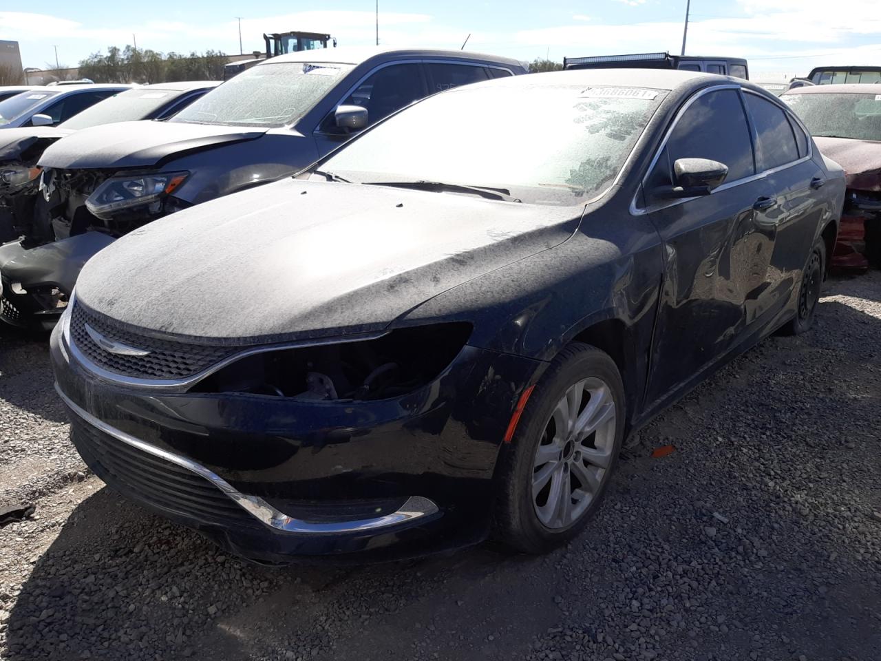 Photo 2 from auction – 2015 CHRYSLER 200 LIMITE with VIN 1C3CCCAB9FN584596
