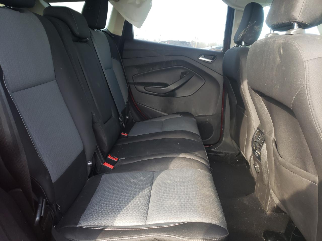 Photo 6 from auction – 2018 FORD ESCAPE SE with VIN 1FMCU0GD1JUA24243