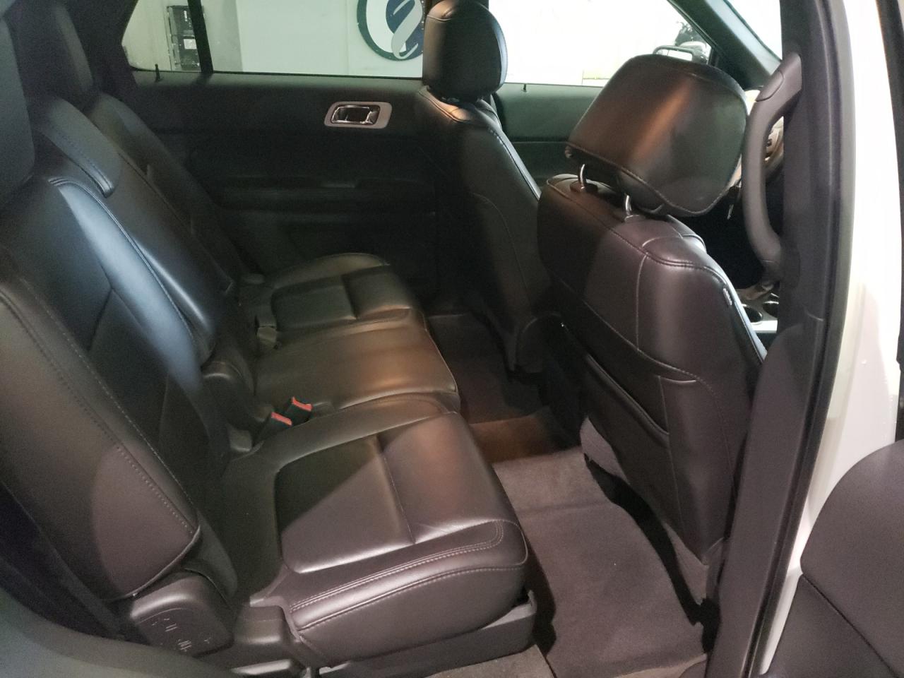 Photo 6 from auction – 2013 FORD EXPLORER X with VIN 1FM5K8D86DGC43948
