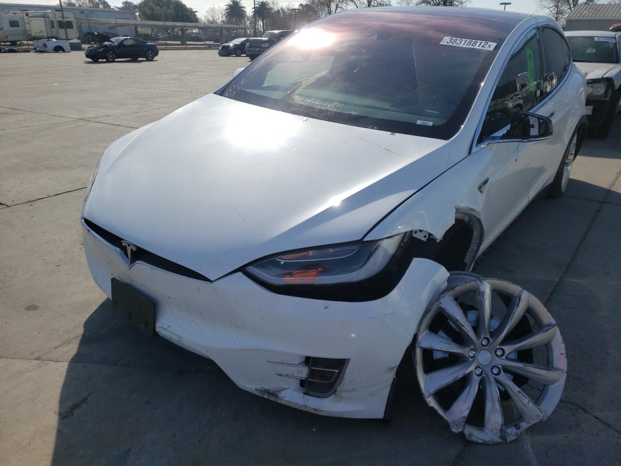 Photo 2 from auction – 2016 TESLA MODEL X with VIN 5YJXCBE27GF021273