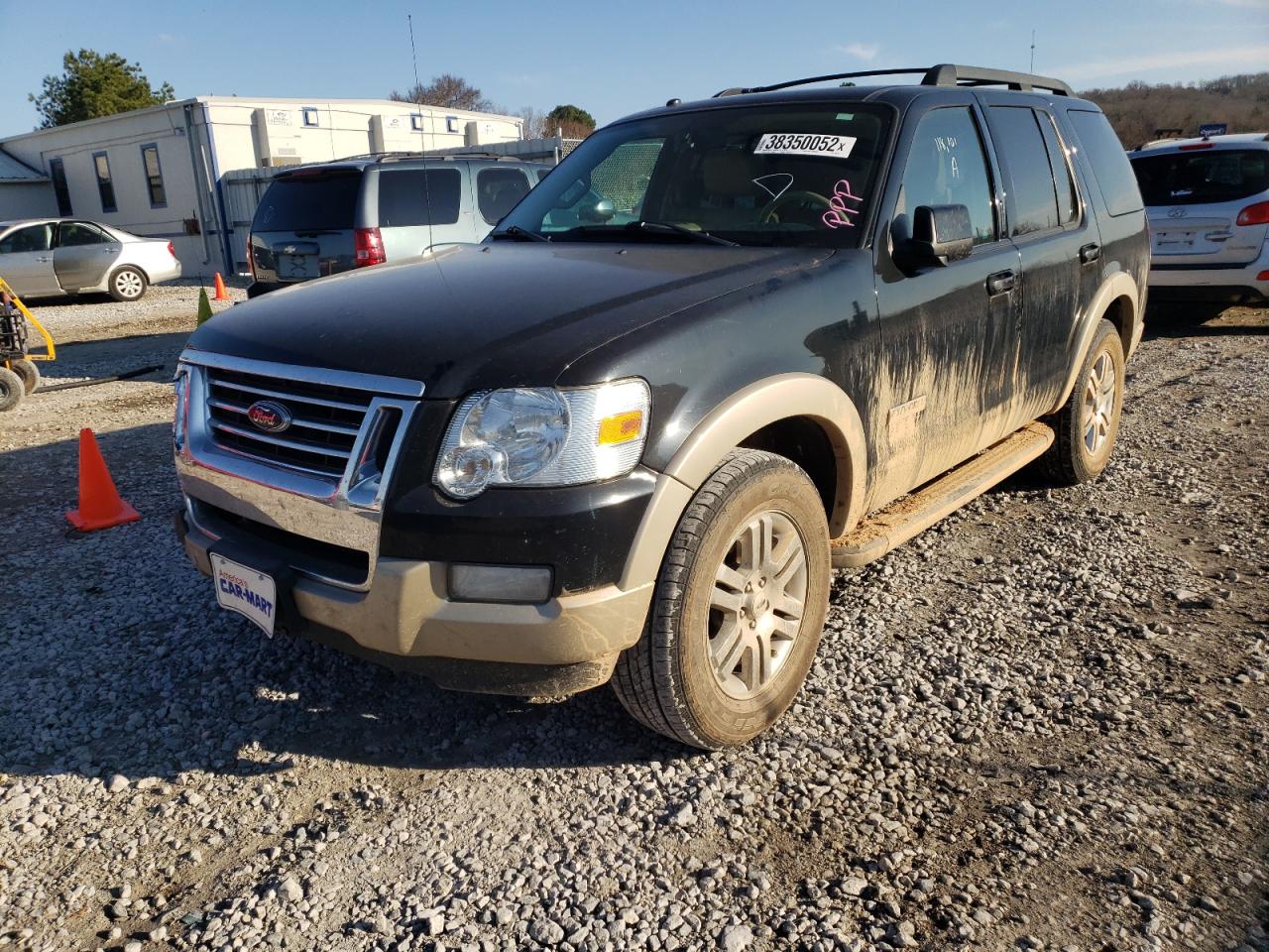 Photo 2 from auction – 2008 FORD EXPLORER E with VIN 1FMEU64E48UA45719