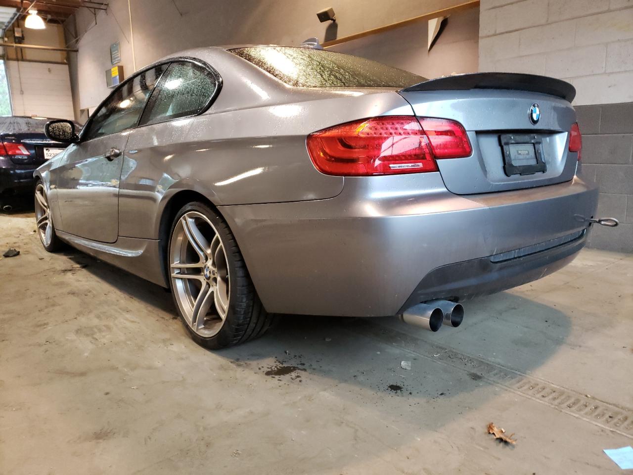 Photo 3 from auction – 2013 BMW 328 I with VIN WBAKE3C51DE772189