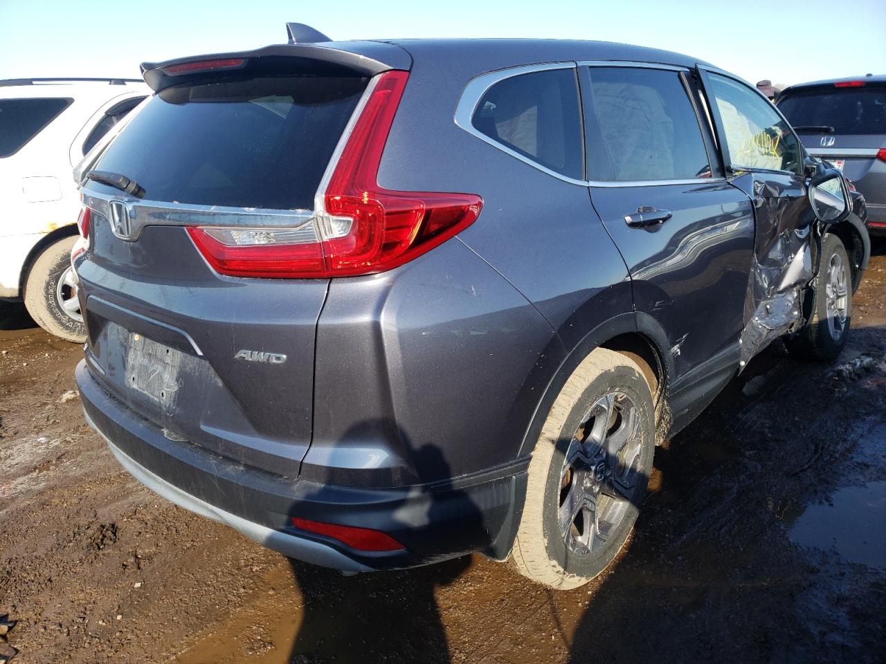 Photo 4 from auction – 2018 HONDA CR-V EX with VIN 7FARW2H56JE088724