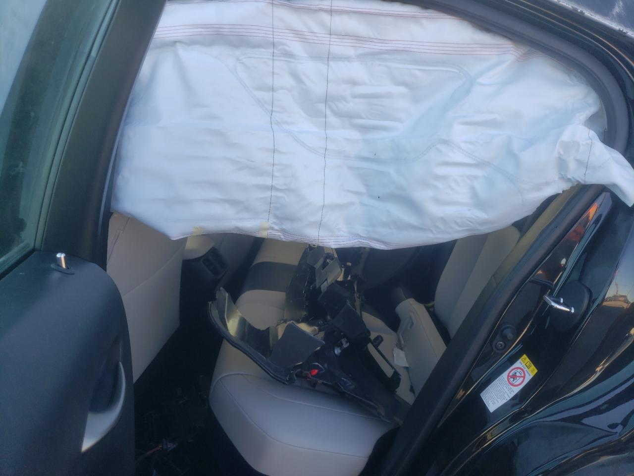 Photo 6 from auction – 2019 LEXUS UX 200 with VIN JTHY3JBH8K2006492
