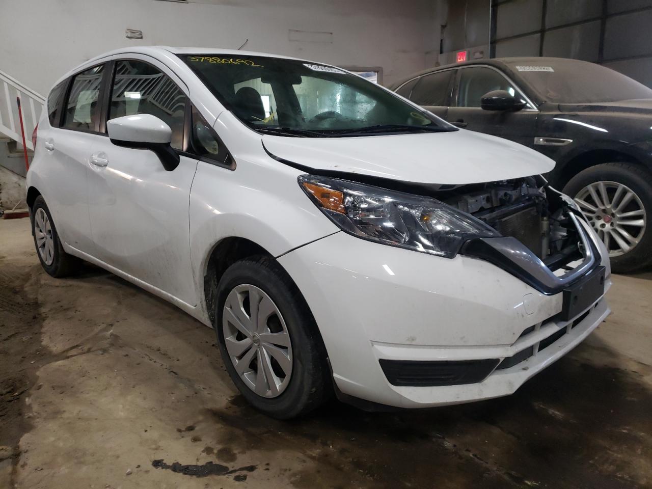 NISSAN VERSA NOTE 2017 with VIN 3N1CE2CP5HL363768 - Photo from auction